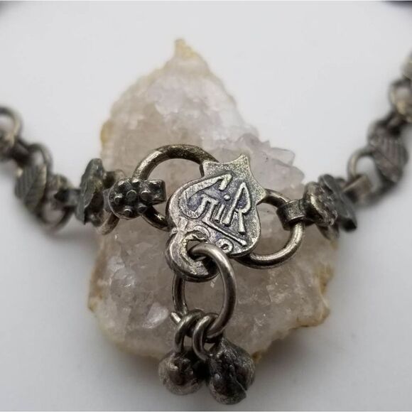Sterling silver aged dungeon fairytale bracelet - Picture 2 of 2